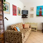 Casa Tiziana Con Ampio Patio E Parcheggio Riservato Lägenhet