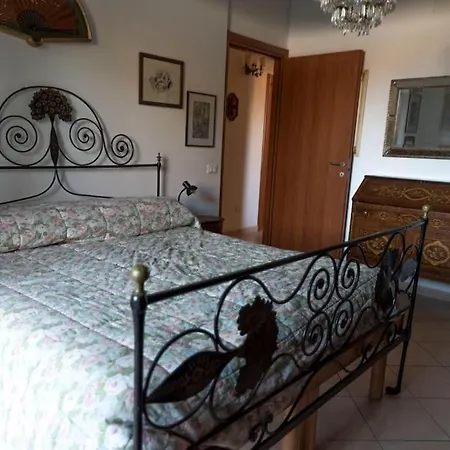 דירה Casa Tiziana Con Ampio Patio E Parcheggio Riservato