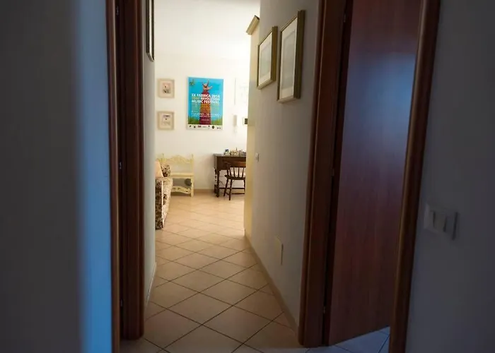 Casa Tiziana Con Ampio Patio E Parcheggio Riservato * אלבניה