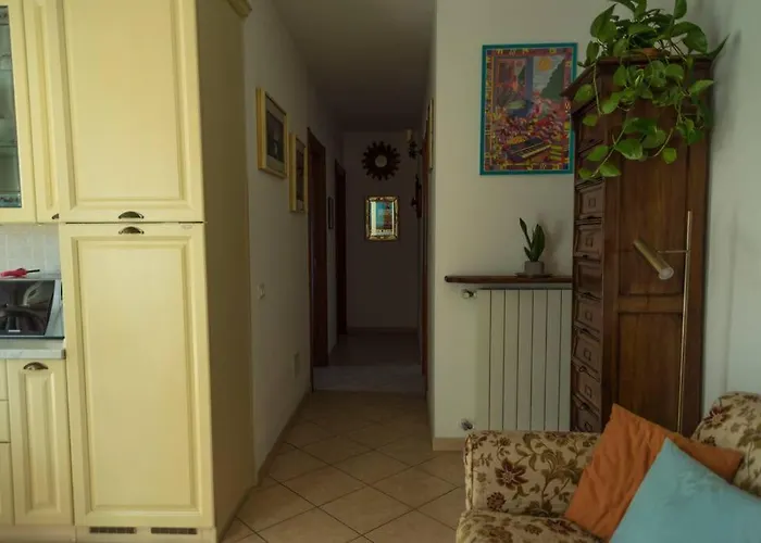 Casa Tiziana Con Ampio Patio E Parcheggio Riservato דירה