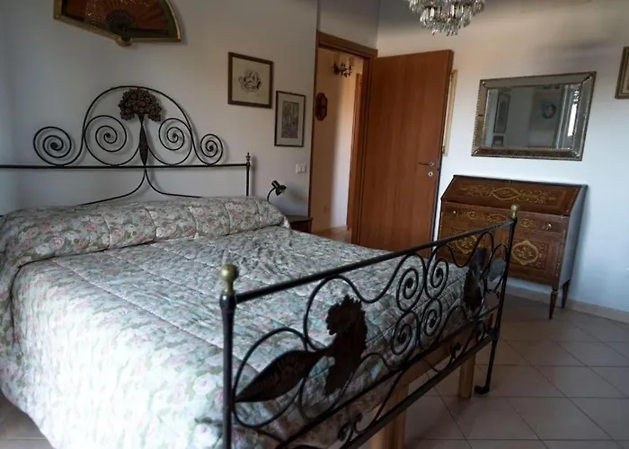 アパート Casa Tiziana Con Ampio Patio E Parcheggio Riservato